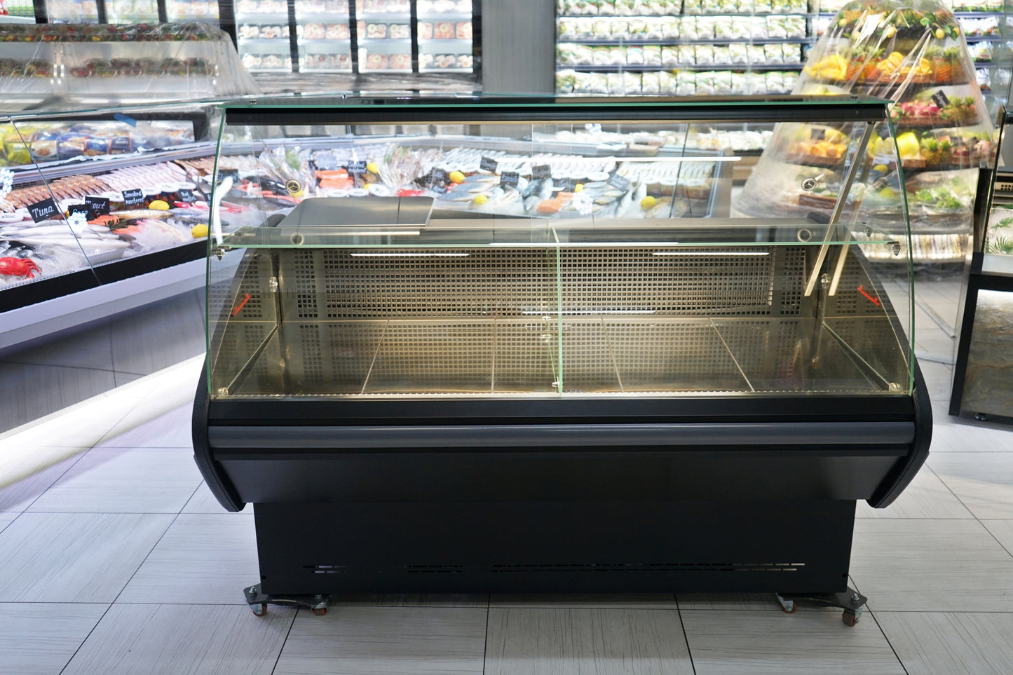Kühltheke RHEA 1090 mm schwarz, LED-Beleuchtung, gekühlter Unterbau