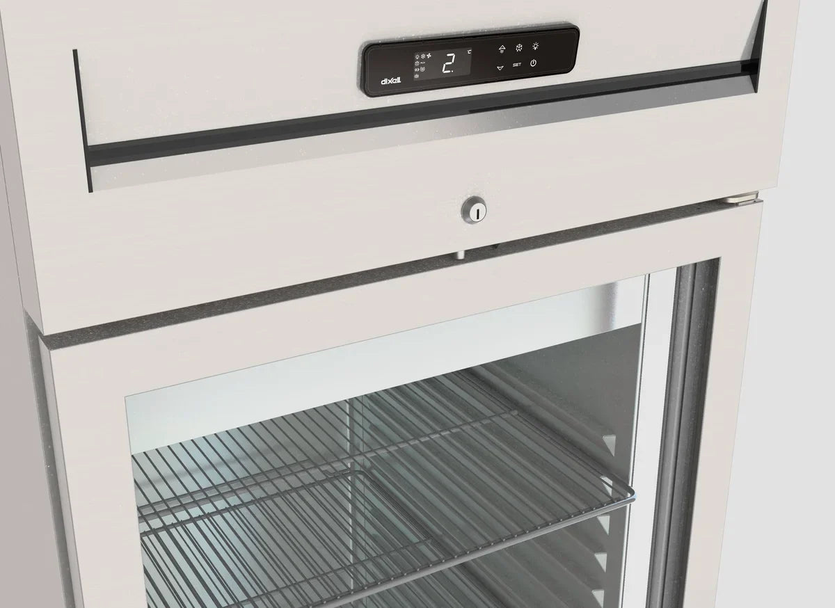 detalle_puerta_crisal_y_mandos_armario_gastrohero_2021_refrigeracion_copia.jpg